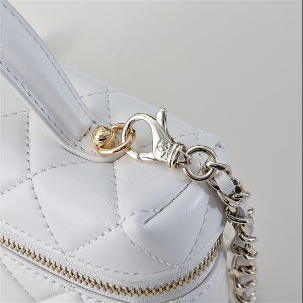 2026131214521616 630